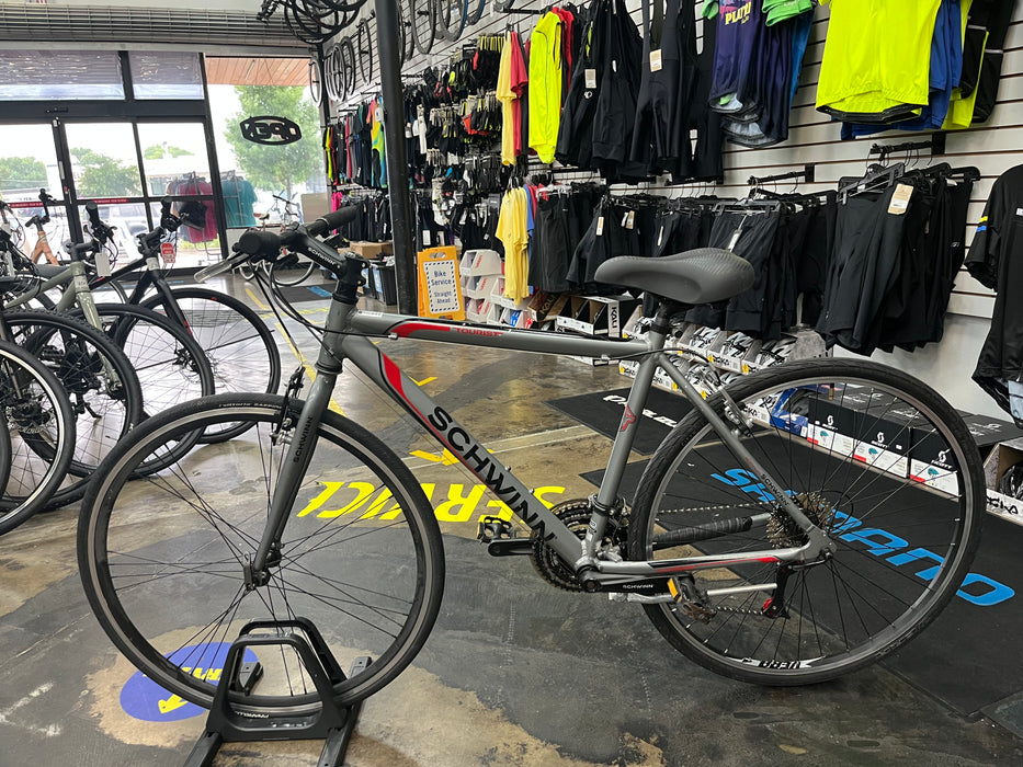 Schwinn Tourist Shimano 8 Speed - Gray USED