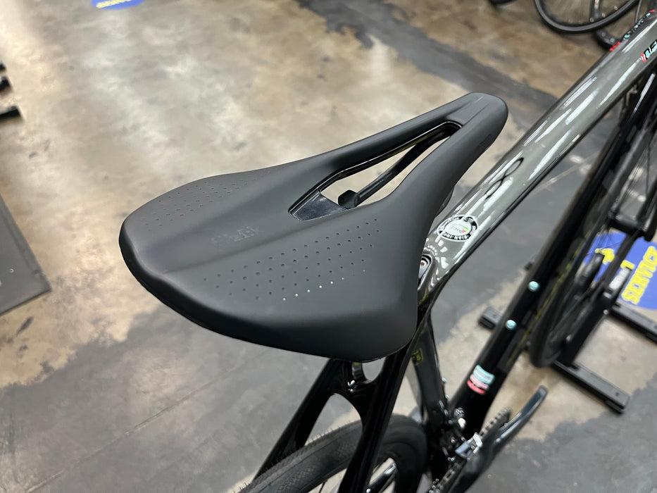 Bianchi Infinito CV Disc Shimano Ultegra 11 Speed - Black DEMO