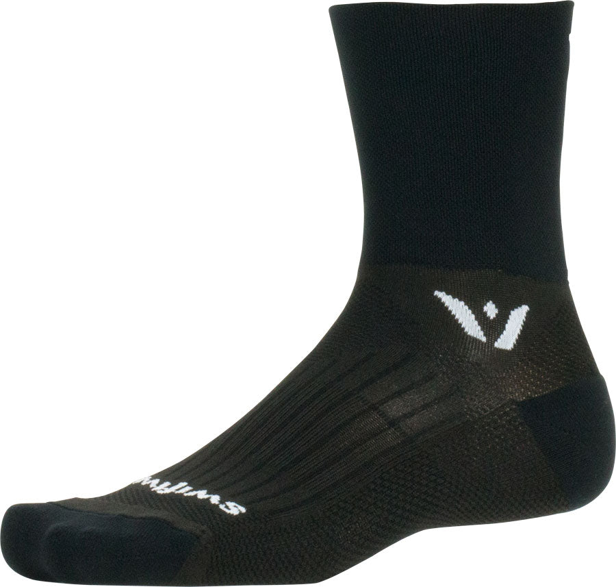 Swiftwick Performance Four (Quarter Crew) Socks — Playtri