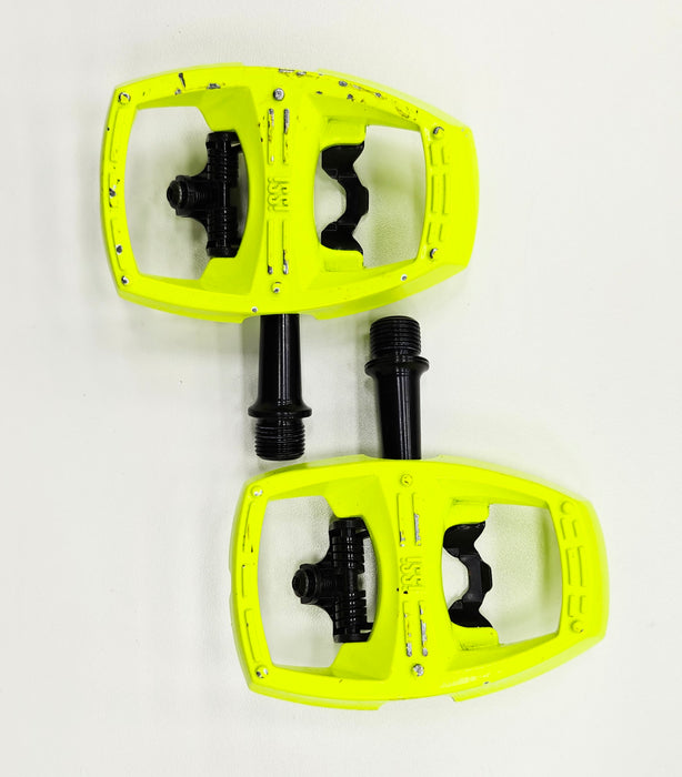 iSSi Flip II Dual-Sided Hybrid Bike Pedals - Hi-Vis Yellow USED