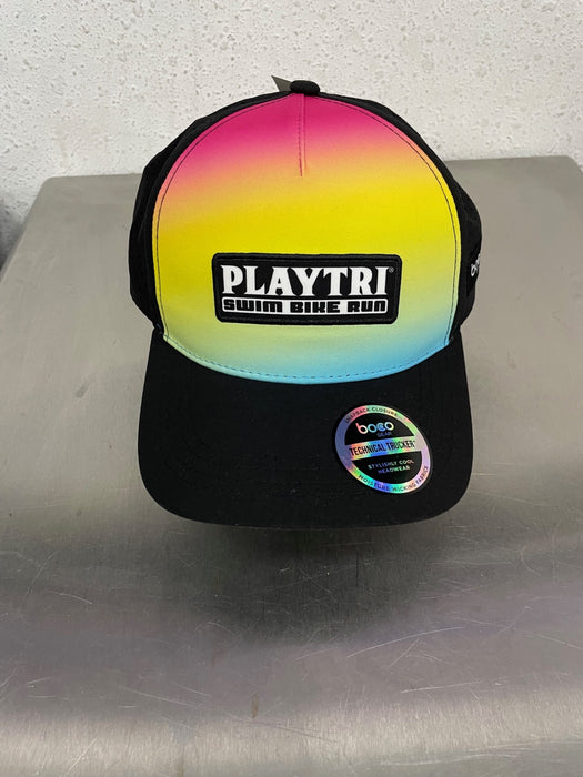 Playtri / BOCO Running Trucker Hat - Rainbow