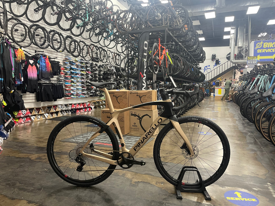 Pinarello Grevil F Campagnolo Ekar 13 Speed 1X Champagne 2023