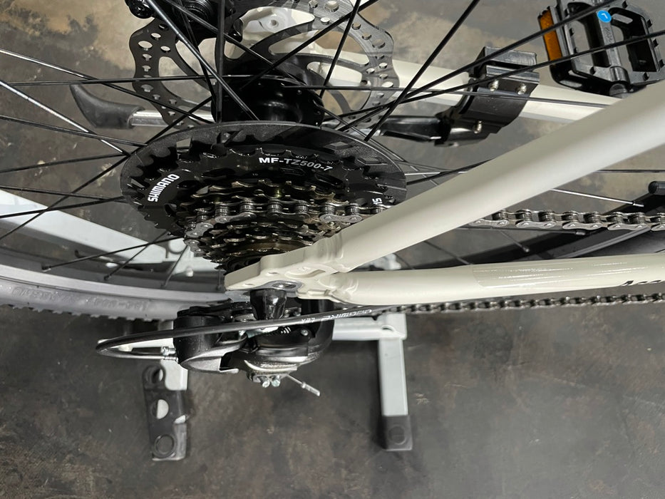 Retrospec Ascent Mountain Bike 27.5" Shimano Tourney - Matte Silt 2022