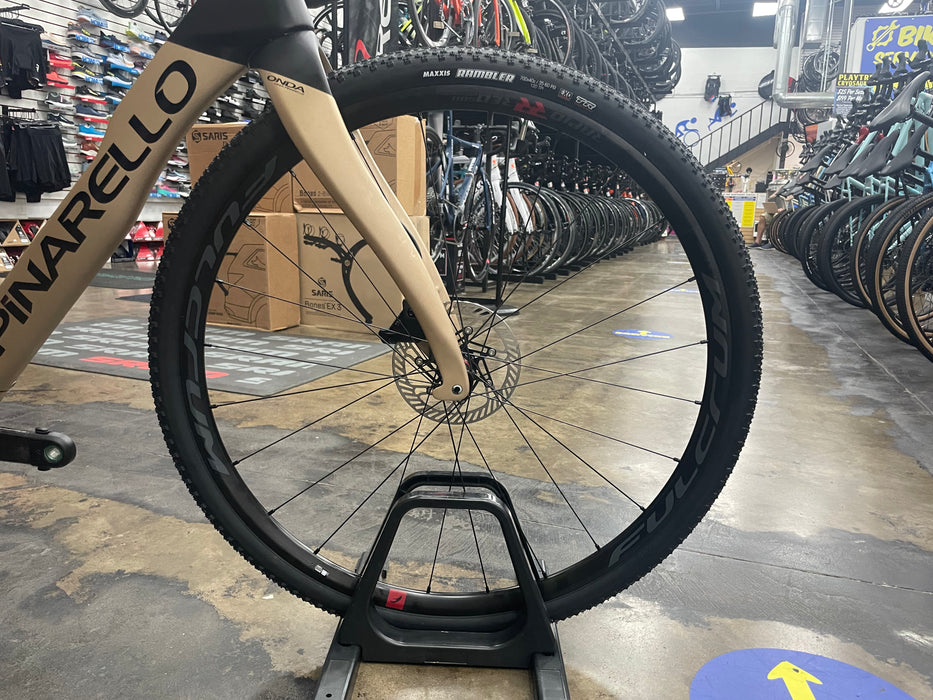 gravel bike ekar 13 Pinarello Grevil F Campagnolo Ekar 13 Speed 1X