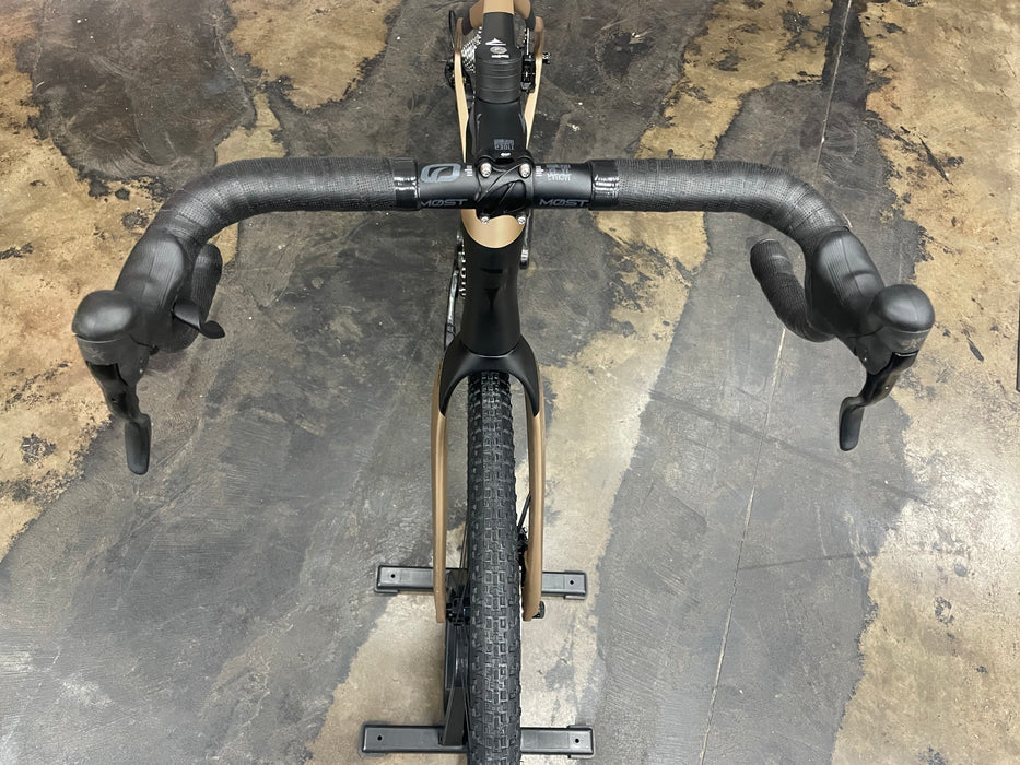 gravel bike ekar 13 Pinarello Grevil F Campagnolo Ekar 13 Speed 1X