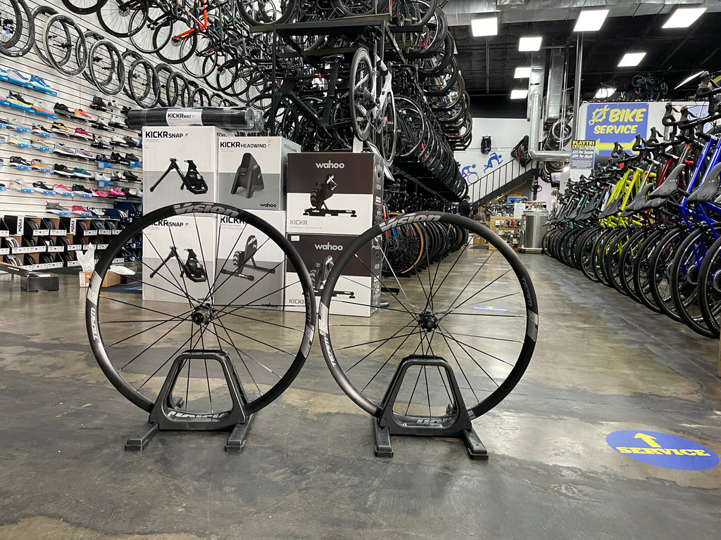 Vision Team 30 Tubeless Ready Disc Brake Wheelset - DEMO — Playtri