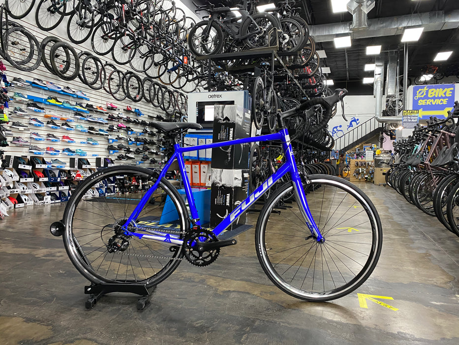 Fuji Sportif Shimano Tourney Speed Electric Blue — Playtri