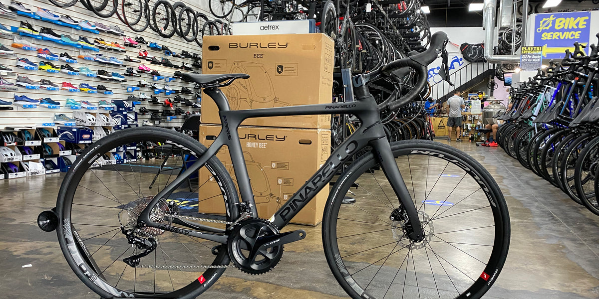 Pinarello Paris Shimano 105 11-Speed 2023 — Playtri