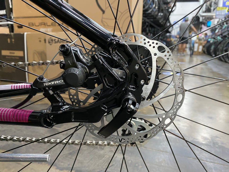 Fuji Absolute ST Shimano Altus Black — Playtri