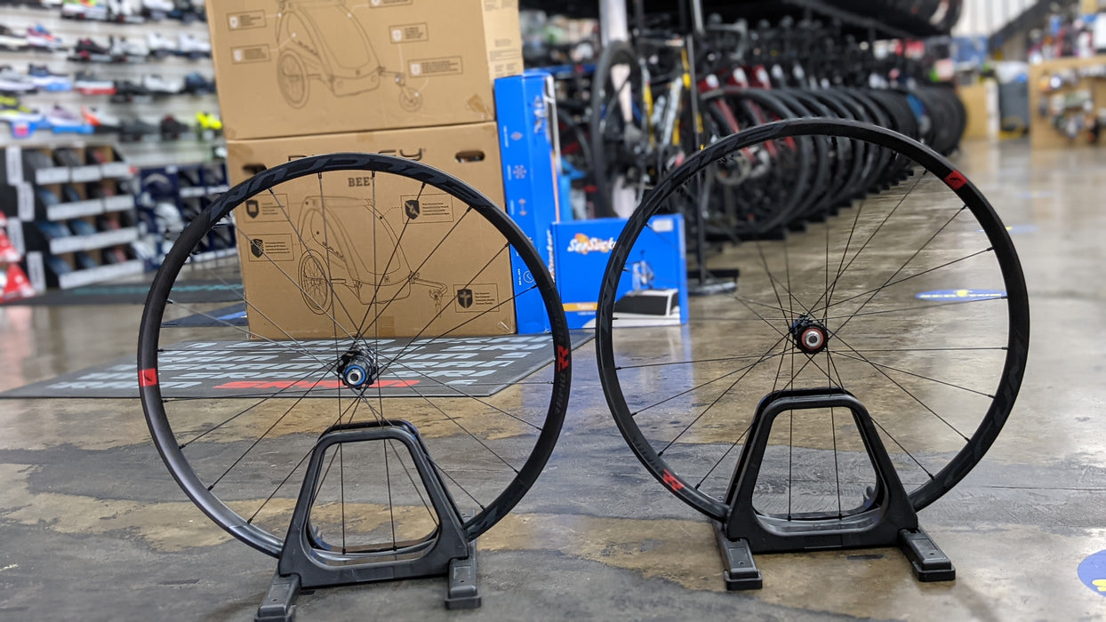 Fulcrum Racing Rapid Red 900 Wheelset — Playtri