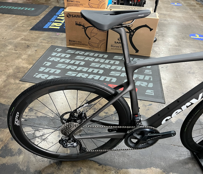 Cervelo Caledonia-5 Disc Ultegra Di2 11spd Zipp 303S