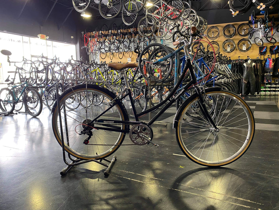 Retrospec Beaumont 7-Speed Step-Thru City Bike - Black 2022