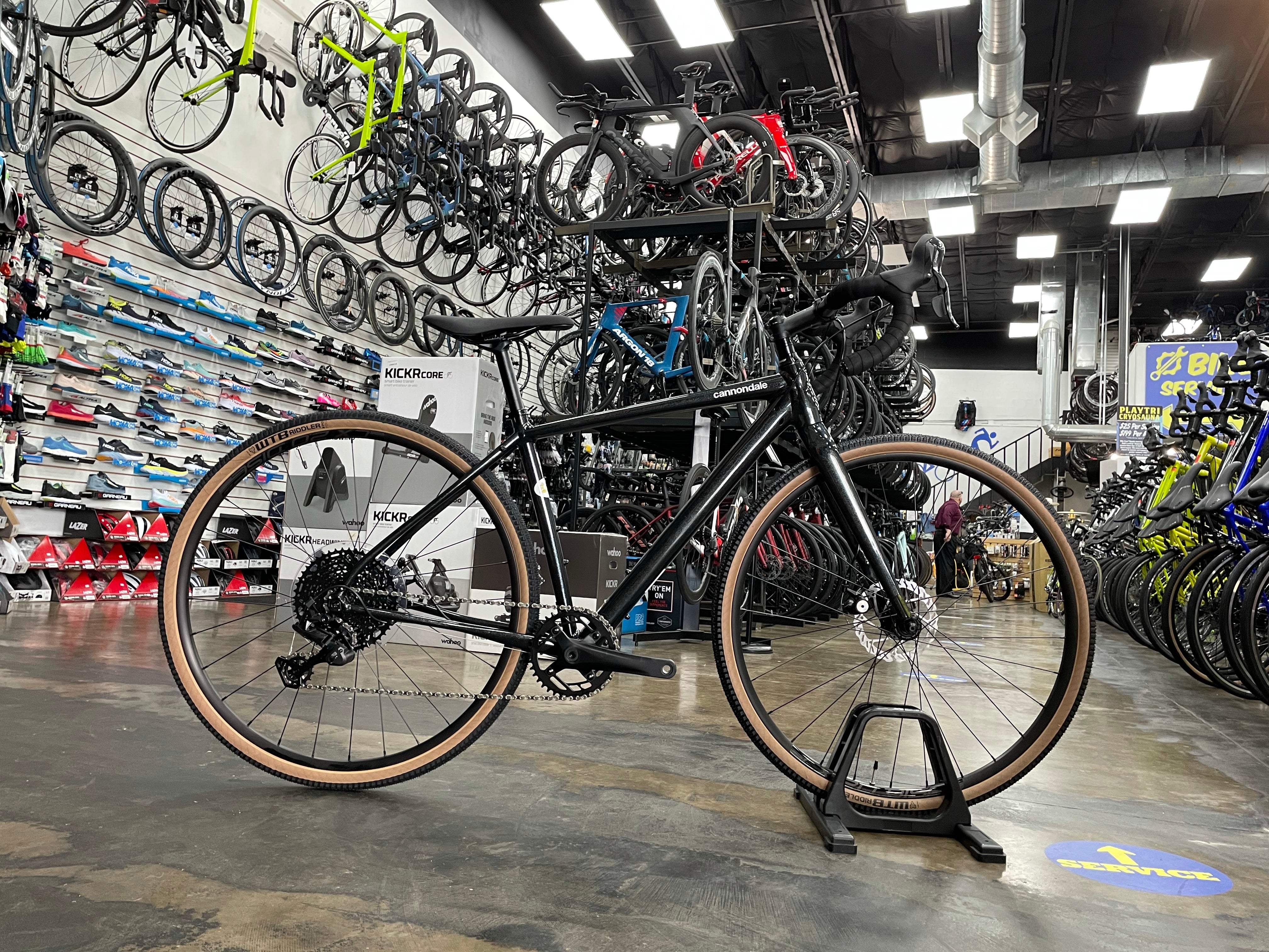 Cannondale 700 M Topstone 4 Aluminum Road Bike 2022