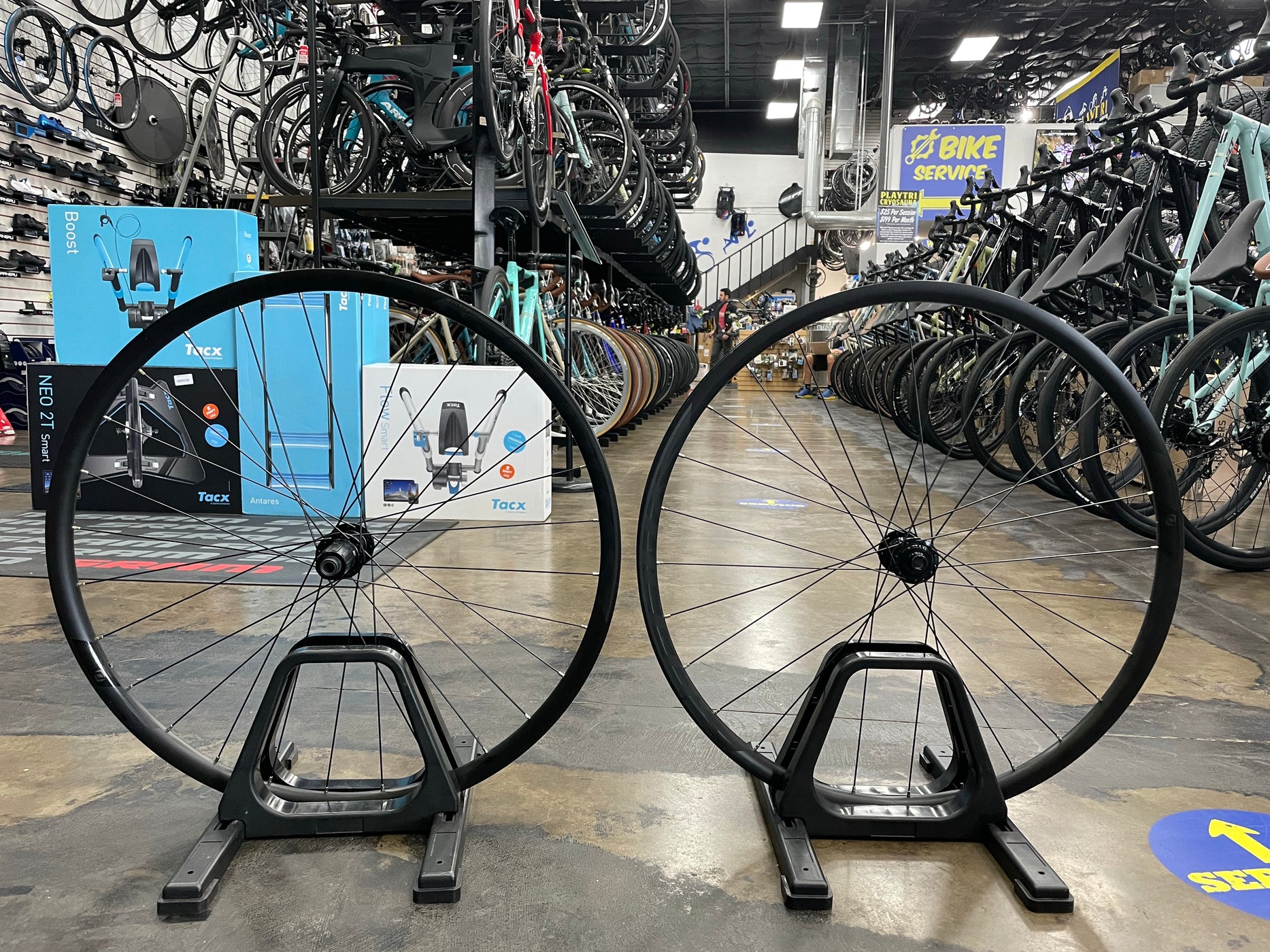 Syncros Race 24 Disc Wheelset — Playtri