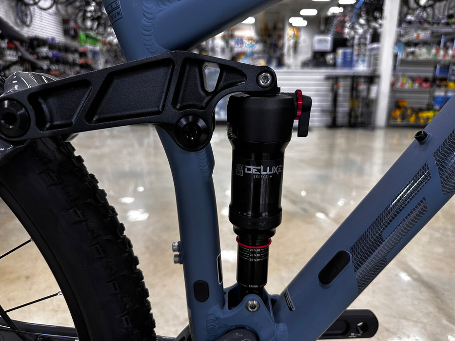 Fuji bike mtb discount 29 outland 1.1